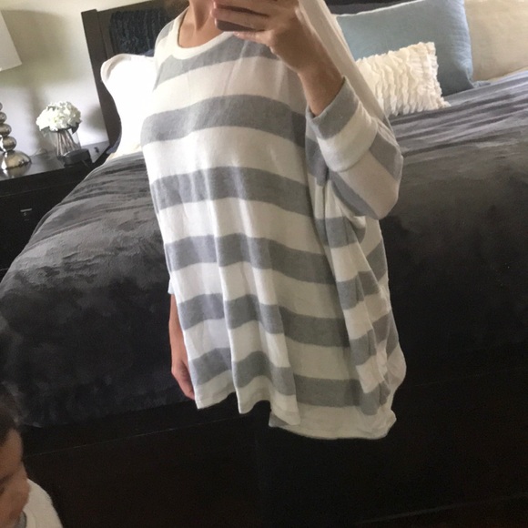 Cozy Soft Striped brushed knit long sleeve top - Picture 4 of 8